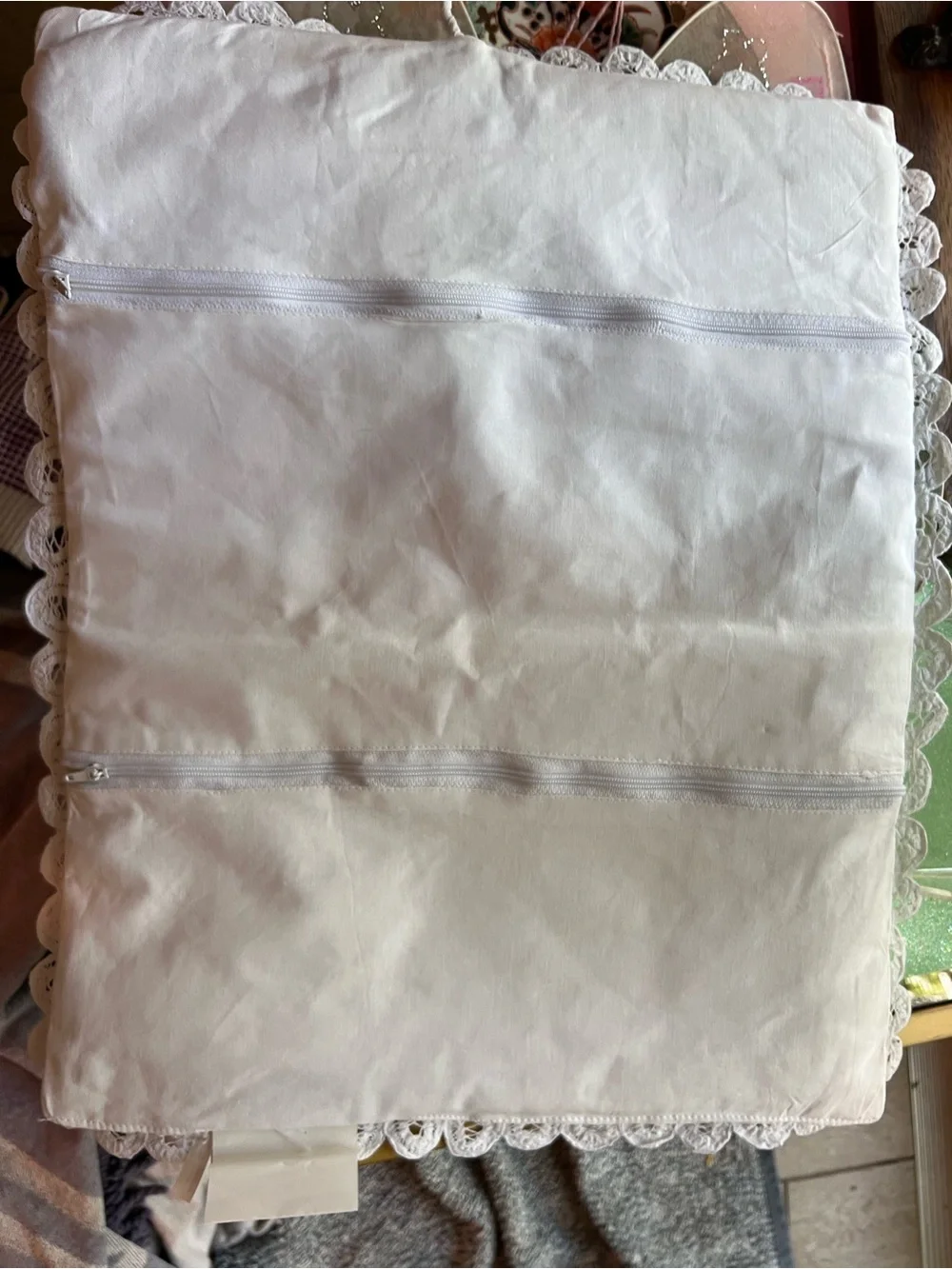 Handmade White Embroidered Lace Lingerie bag new w/tag!